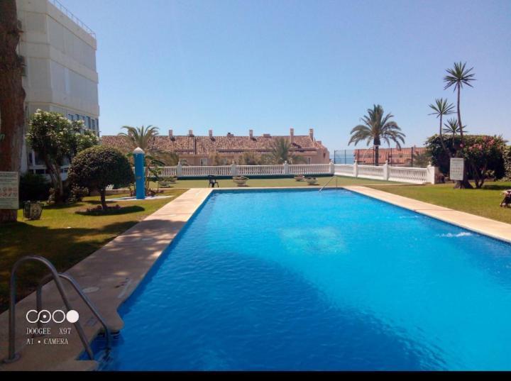 Ferienwohnung Los Cisnes Beach Studio 100M Playa Benalmádena Exterior foto